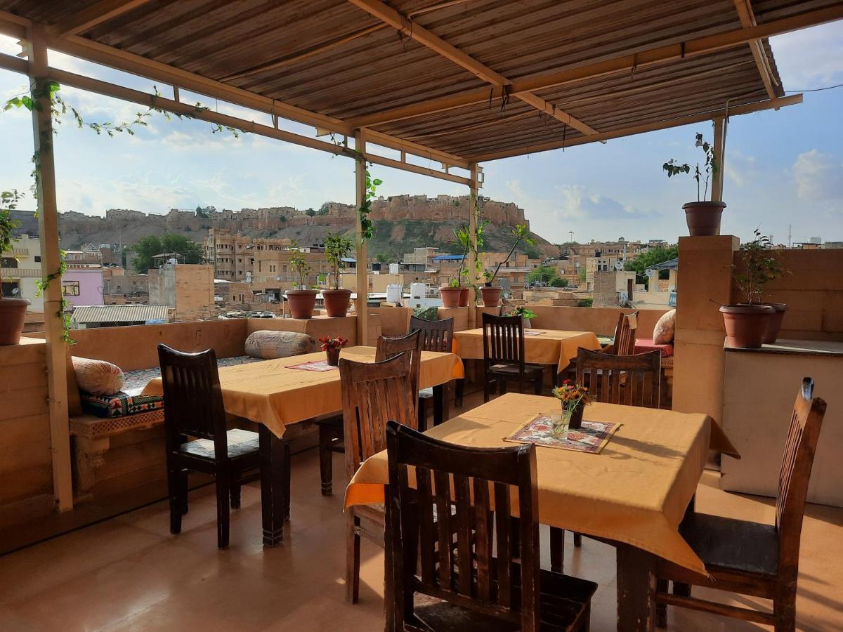 Hotel Apollo Jaisalmer Bagian luar foto