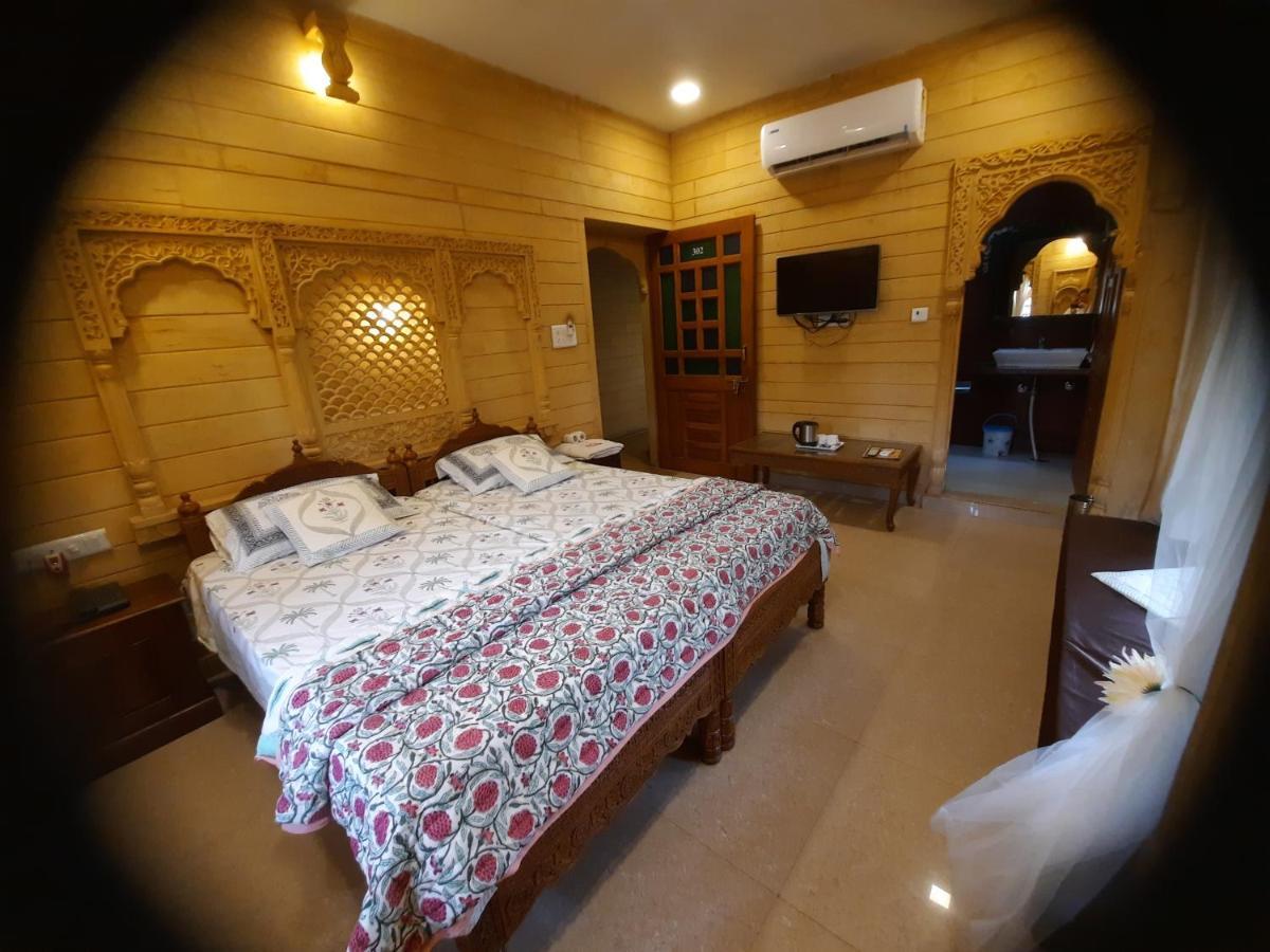 Hotel Apollo Jaisalmer Bagian luar foto