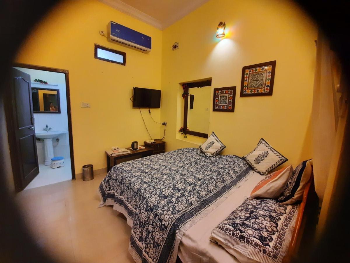 Hotel Apollo Jaisalmer Bagian luar foto