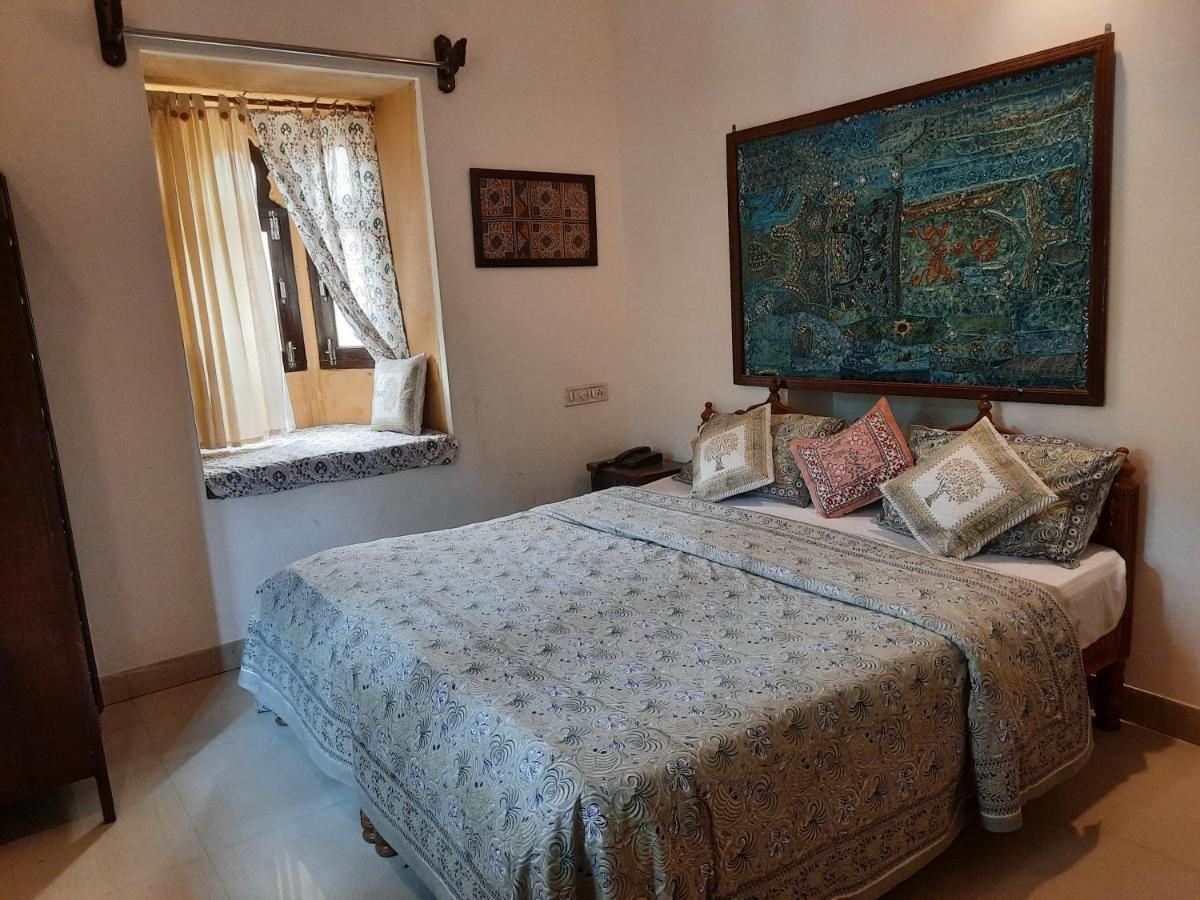 Hotel Apollo Jaisalmer Bagian luar foto