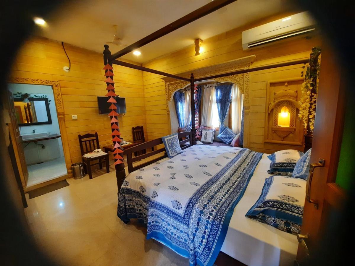 Hotel Apollo Jaisalmer Bagian luar foto
