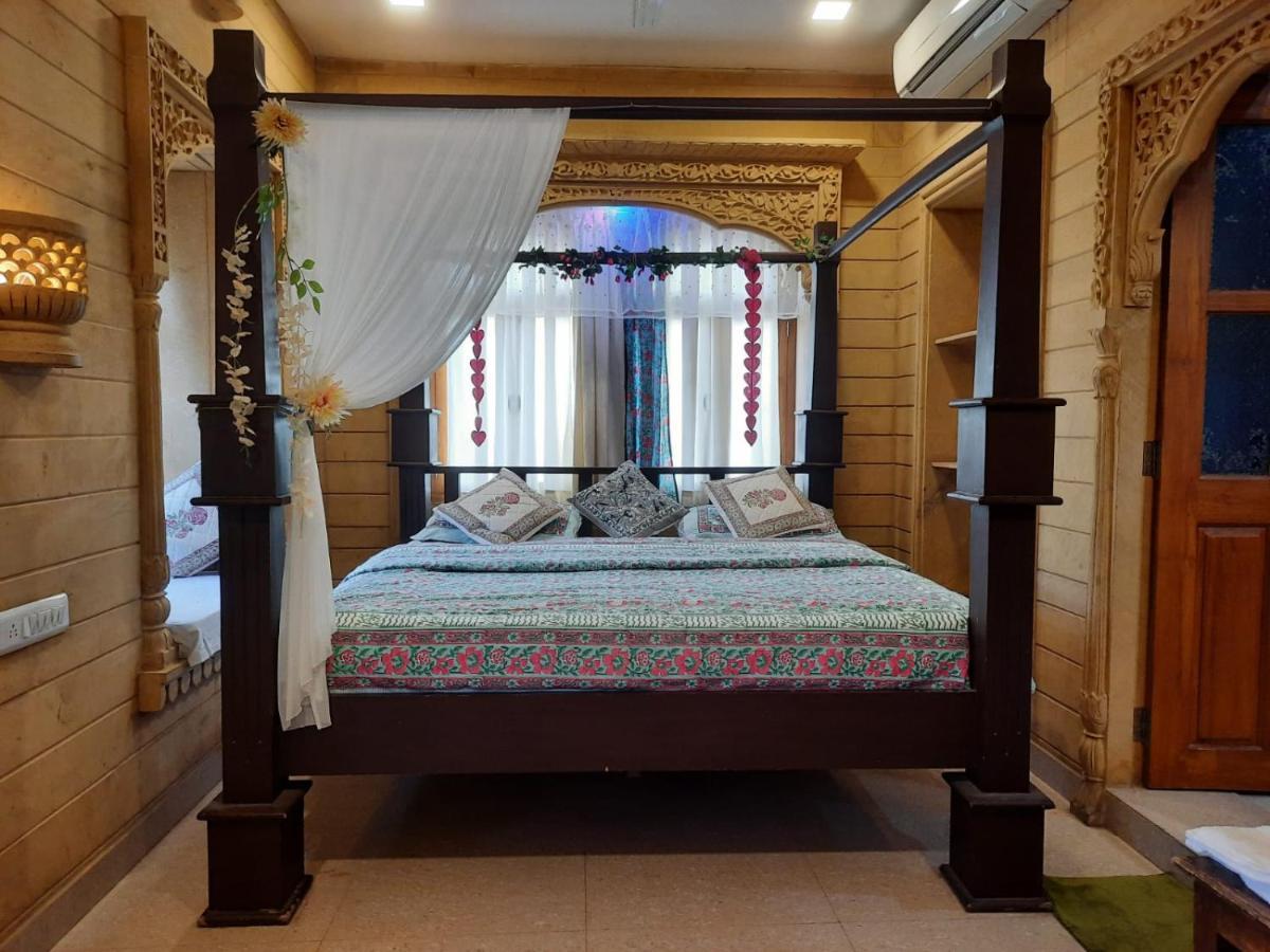 Hotel Apollo Jaisalmer Bagian luar foto