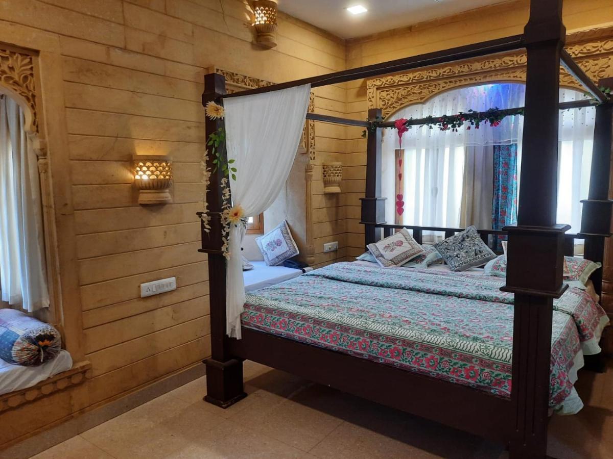 Hotel Apollo Jaisalmer Bagian luar foto